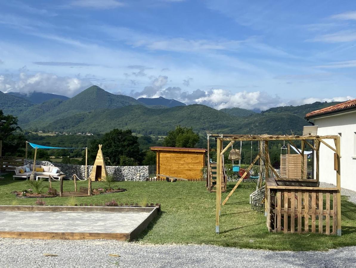 Villa jacuzzi vue sur les Pyrénées Seilhan Extérieur photo